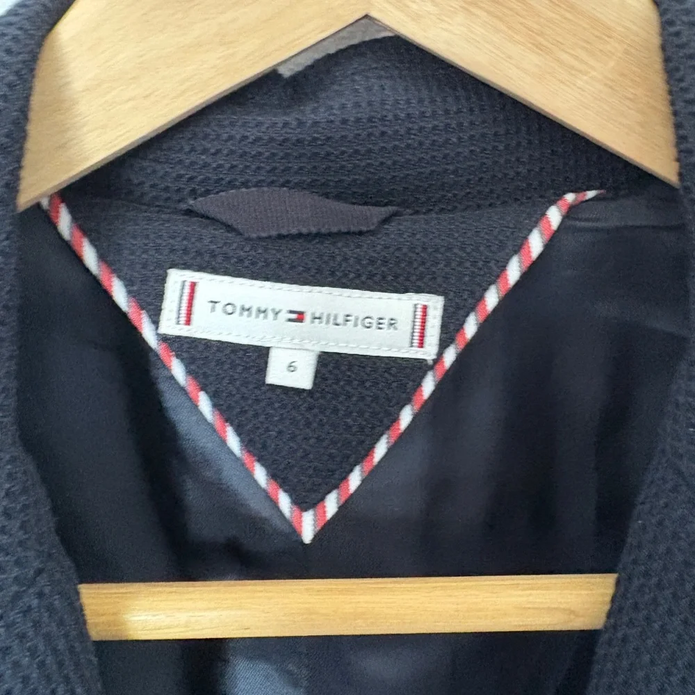 Tommy Hilfiger Navy Blue Women’s blazer - Picture 3 of 4